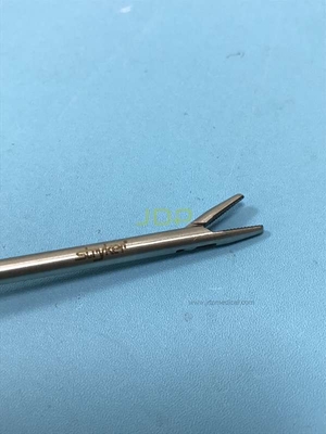 Удерживатель иглы Stryker Straight Jaw 250-080-588